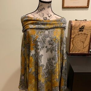 Fig and Flower Yellow and grey floral off the shoulder sweater top size 2X